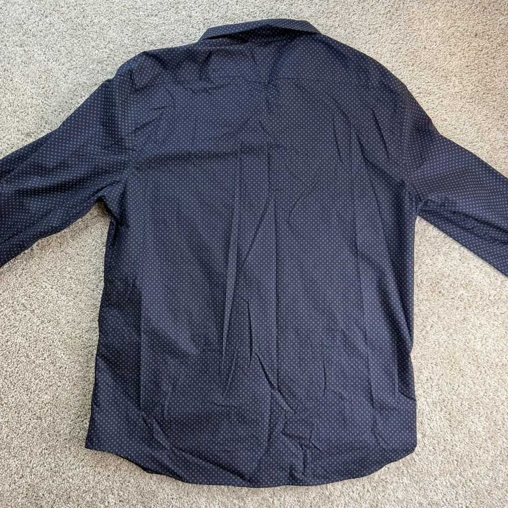 Banana Republic Dress Shirt Mens Large Blue Non Iron Untucked Fit Long Sleeve